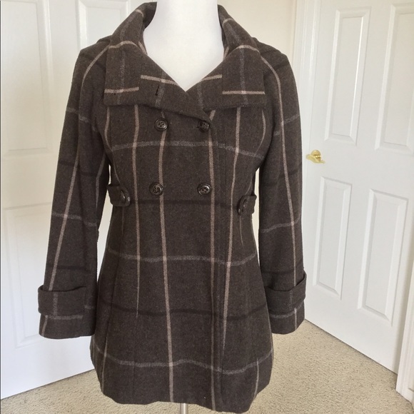 Banana Republic Jackets & Blazers - BR Brown Plaid Coat w/ Detachable Hood